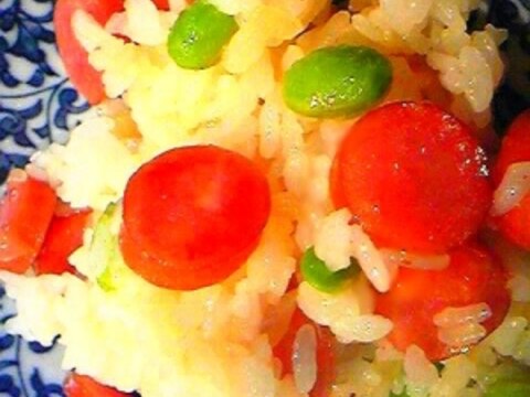 枝豆とウインナーのミルクカレー炊き込みピラフ★